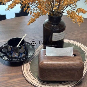 กล่องใส่กระดาษทิชชูไม้ลายดอกไม้คลาสสิก สไตล์หรูหราทันสมัย สำหรับตกแต่งโต๊ะในห้องนอนหรือสำนักงาน จาก Tradebyd - Product Image 1