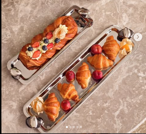 Design moderne Plateaux de service décoratifs en métal argenté Forme rectangulaire Passe au lave-vaisselle Sécurité alimentaire Contact Vente en gros - Product Image 2