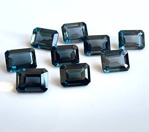 Topaze bleue de Londres naturelle coupe octogonale 10x12mm à facettes-Topaze bleue de Londres en vrac - Product Image 1