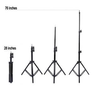 Neewer Anneau lumineux pour selfie de 10 pouces avec trépied de 76 pouces, support universel pour téléphone, équipement de diffusion en direct - Product Image 1