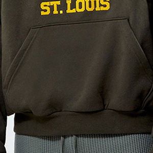 Fabricant de sweat-shirts à impression en relief OEM Sweat-shirt en coton épais avec logo en relief Parfait pour les marques de mode et les magasins de détail - Product Image 6