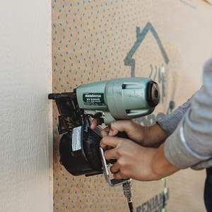 Kit professionnel de visseuse à chocs 18V, cloueur pneumatique pour bardage de 2-1/2 pouces et visseuse à chocs triple marteau, personnalisable OEM - Product Image 4