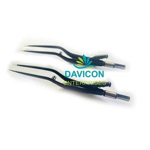 Pinzas de Coagulación Bipolares Aisladas Angulares y Obtusas con Canal de Succión Integrado para Epistaxis, Acero con Orificio de Corte, DAVICON, Longitud 19 cm - Product Image 2