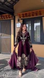 Top con aspecto de fiesta de diseñador-Dupatta y parte inferior completamente cosida - Product Image 5