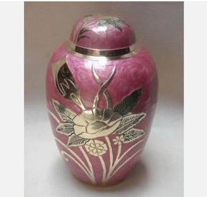 Traditional Designed Metallic Brass <b>Keepsake</b> <b>Ashes</b> Urn Superfine Quality Human <b>Ashes</b> Container Memorable Metallic <b>Ashes</b> Urn - Product Image 4