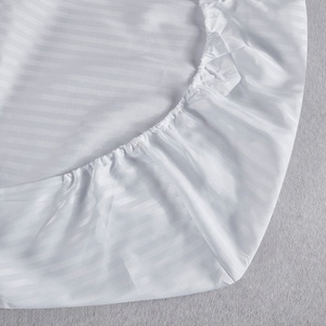 Protector de Colchón Tela Satinada Coolfeeling 5 Star Hotel Colcha Mayorista Minorista - Product Image 2