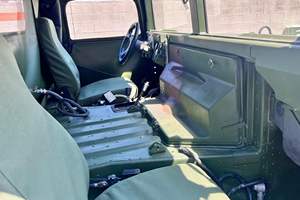 USADO LHD/RHD 2001 AM GENERAL M1123 - Product Image 5