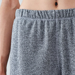 Conjunto de chándal de ropa de calle personalizada para mujer más vendida, conjunto de chándal hecho de algodón de nuevo diseño, precio al por mayor - Product Image 5