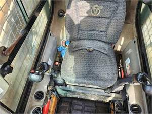 Retroexcavadora cargadora Case SV280 2018 - Product Image 6