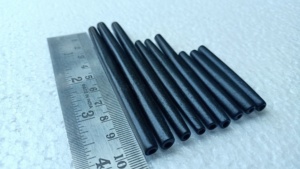 Pipas de pelo de hueso Delgado negro Calidad Premium para abalorios y manualidades Venta al por mayor Pipas de pelo de hueso negro perfectas para joyería - Product Image 3