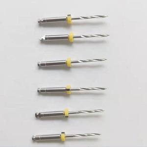 Limes endodontiques professionnelles en acier inoxydable pour traitement des canaux radiculaires – Instruments chirurgicaux dentaires - Product Image 1