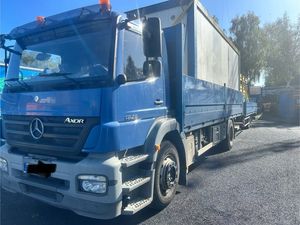 Camión Mercedes-Benz AXOR 1829 Diésel 6x4 Transmisión AUTOMÁTICA Euro 6 Capacidad de Carga 1-10t Volante a la Izquierda - Product Image 1