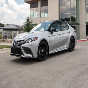 รถยนต์มือสอง Toyota Camry ปี 2022 2024 2025 รุ่น Luxury Sedan เครื่องยนต์ 2.0L 4 ประตู 5 ที่นั่ง ไฮบริด พวงมาลัยซ้าย รถใหม่ ขายดี - Product Image 2
