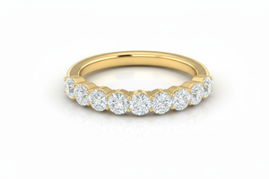 แหวนวันครบรอบเพชรรูปไข่ทองคำ 14K และเพชรธรรมชาติ 9 เม็ด |   เพชรทรงบริลเลียนต์ 0.53 กะรัต - Product Image 3