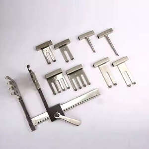 ชุดเครื่องมือผ่าตัดกระดูกและข้อ Richardson Eastmann Retractor Set 2 ชิ้น ขนาด 10.5 ซม. และ 11 ซม. ผลิตจากเหล็ก ได้รับการรับรองมาตรฐาน CE สำหรับใช้ในโรงพยาบาล - Product Image 6