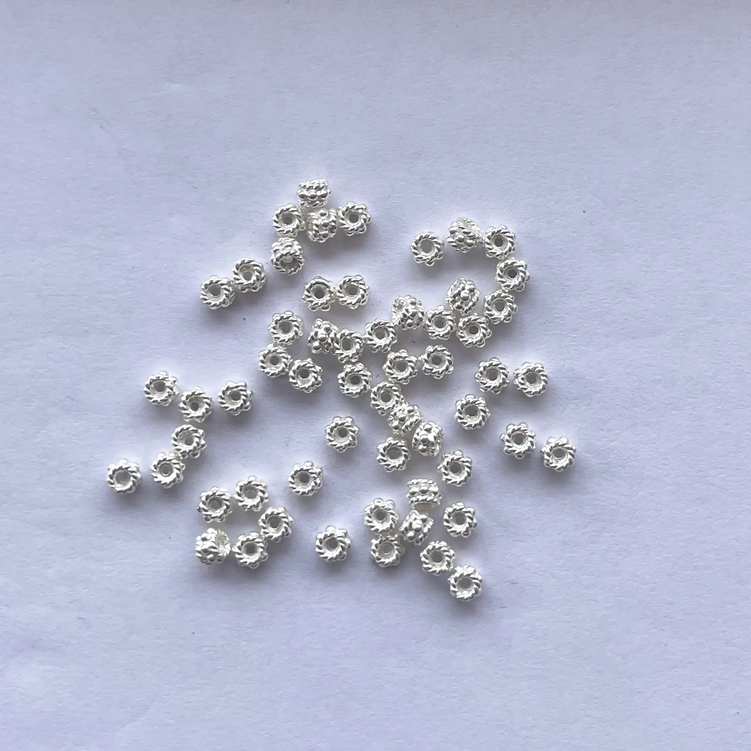 4mm 925 Sterling Silver Spacer Fleur Perles Rondes Or Micron Perle Trouver Approvisionnement Gouttes Boule DIY Boucles D'oreilles Bijoux Prix Usine