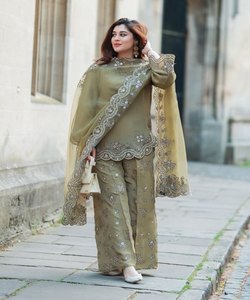 RICH LOOK BORDADO CON HILO TRABAJO BLUSA KOTI CON PALAZZO FIESTA PRECIO AL POR MAYOR RANI COLOR ROPA AFRICANA - Product Image 5