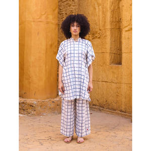 Conjunto de Dos Piezas de Algodón Nea - Atuendo Casual y Moderno para Damas - Product Image 1