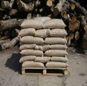 Granulés de bois en vrac pour chauffage, forme bâton, diamètre 6-8 mm, certifiés ENplus A1, faible humidité 1%, densité calorifique 4600 J, 2 - Product Image 4