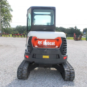 Le noyau de poids d'opération du moteur diesel 4ton de la mini excavatrice E35R2 inclut la pompe de boîte de vitesse de roulement de vitesse de moteur - Product Image 2