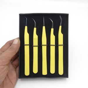 Punta negra con juego de pinzas recubiertas de amarillo, venta al por mayor, pinzas de extensión de pestañas sólidas de acero inoxidable de alta calidad, sostenibles - Product Image 6