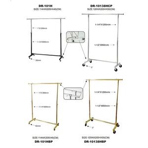 Vente en gros de présentoirs à vêtements cintres pour la décoration intérieure - Product Image 2