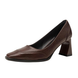 Escarpins élégants en daim à talons hauts pour femmes, bout carré, talons aiguilles, parfaits pour les mariages, les fêtes et le bureau. - Product Image 5