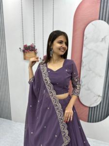 Maxi Lahenga Choli Gharara Sharara de créateur de mode pakistanaise 3 pièces ensemble de robes en soie fêtes disponibles prix de gros porte - Product Image 5