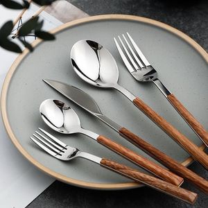 Ensemble de couverts en métal robuste, idéal pour un usage quotidien, les dortoirs universitaires, les bureaux, les maisons, les cafétérias et les dîners en famille - Product Image 5