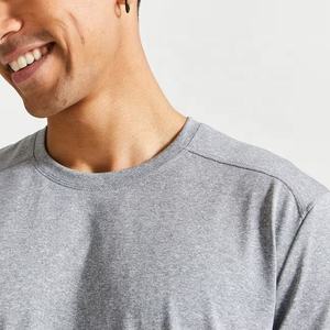 T-shirts de fitness pour hommes de haute qualité Matériau en bambou à séchage rapide avec coupe surdimensionnée et logo pour les sports de course - Product Image 2