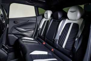 Como un coche usado, superimpecable, SUV Crossover DBX 707 Ultra-Lujo 2024, Gasolina, Automático, Color Oscuro - Product Image 4