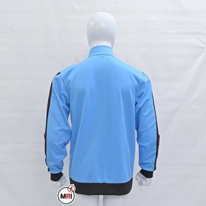 Veste de sport ample pour la course à pied avec broderie en nylon à manches latérales pour hommes personnalisée OEM - Product Image 3