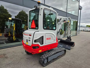 Mini-excavatrice sur chenilles d'occasion Takeuchi TB225/TB260 de 2,5 tonnes, moteur hydraulique, boîte de vitesses et pompe durables, vente en gros - Product Image 3