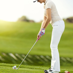 Gants de golf de luxe Cabretta avec impression de logo personnalisée broderie et emballage d'étiquette personnalisée pour les cadeaux ou la vente au détail - Product Image 6