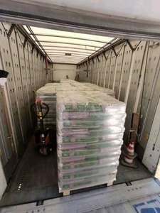 Briquettes de granulés de bois de pin, diamètre 8 mm, densité 600-800 kg/m³, longueur 20-30 mm, teneur en cendres 2 %, humidité 10 %, pour système de chauffage, en sac - Product Image 3