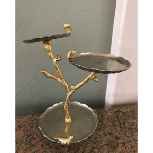 Présentoir à gâteau en acier inoxydable à 2 niveaux au design élégant avec accents en laiton Plateau de service rond et cupcake moderne pour fêtes et événements - Product Image 4