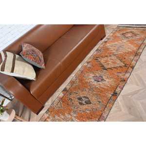 Tapis turc Herki 2,4 x 10,8 pieds, tapis en laine vintage à motifs orange - Product Image 4