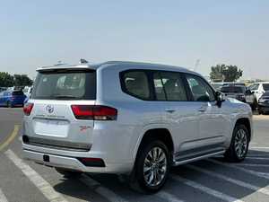 NOUVEAU 2025 TOYOTA LAND CRUISER GXR 0 KM 7 PLACES 6 CYLINDRES 300-399 CV TRANSMISSION AUTOMATIQUE - Product Image 3