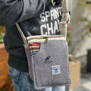 Nouveauté Sac à bandoulière en chanvre fait à la main Sac à bandoulière de créateur écologique Petite pochette de voyage pour hommes et femmes - Product Image 3