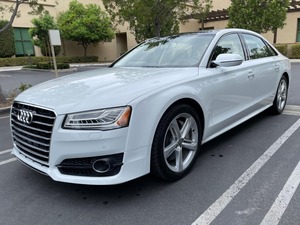 Audi A8 L 2018 Usado en Buen Estado, Motor V6 Supercargado - Product Image 2