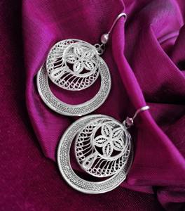 Best Selling High Quality Glittering <b>Indian</b> Circle Stud Earrings ENCIRCLED BLOOMSSLIDING FILIGREE Direct From Manufacturer - Product Image 3