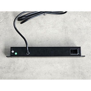 Regleta de alimentación HOEXH304 de 6 tomas para debajo del escritorio - Product Image 5