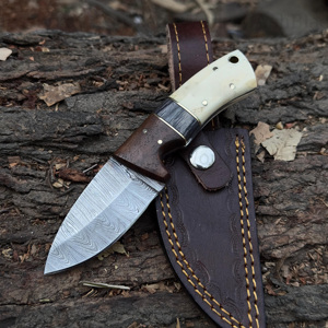 Cuchillo Skinner de acero de Damasco hecho a mano con Funda de cuero Mini cuchillo Skinner regalo para él regalo del Día del Padre. - Product Image 4