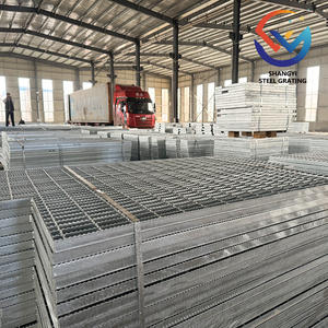 Buiten Custom201 304 316 316L RVS 1m x 1m loopvlak industrie <span class=keywords><strong>platform</strong></span> stalen rooster oprit <span class=keywords><strong>platform</strong></span> - Product Image 3