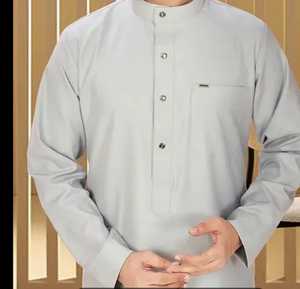 2025 Thobes blancs sur mesure pour hommes vêtements islamiques de haute qualité broderie dorée meilleur prix exportateur décontracté léger - Product Image 3