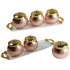 Boîtes à épices en métal avec support en bois, adaptées au stockage des épices en poudre et entières, offrant un rangement uniforme. - Product Image 3