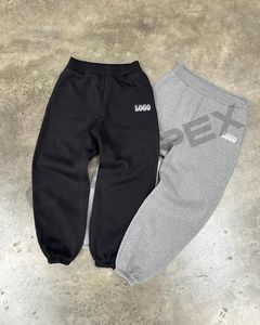 Conjunto de sudadera con capucha y pantalones de chándal en blanco de rizo francés de algodón 100% pesado personalizado OEM, chándal con cremallera para hombre - Product Image 4