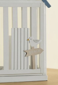 2025 Home Garden Decor White Metal Beach Hut Lanterne en verre moderne faite à la main avec des rayures bleu ciel pour Noël - Product Image 5