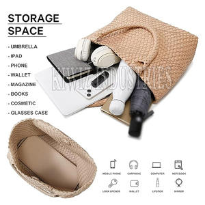 Sac élégant avec deux poignées suspendues pour un usage quotidien Sac à main en cuir véritable personnalisé pour dames - Product Image 5