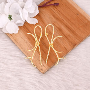 ต่างหูแบบติดหูทองเหลืองชุบทองสำหรับผู้หญิง งานแฮนด์เมด ดีไซน์เนอร์ คุณภาพสูง ต่างหูแบบเรียบ ชุบทองเหลือง ขายส่งจากผู้ผลิต - Product Image 2